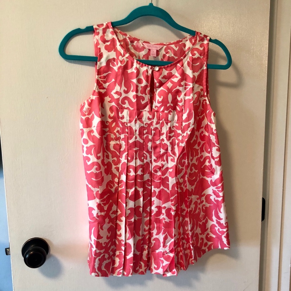 Lilly Pulitzer coral and white tank